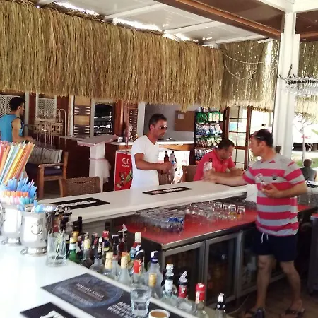 Golden Club & Caravan Holidays Parque de Campismo