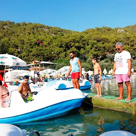Golden Club & Caravan Holidays Parque de Campismo